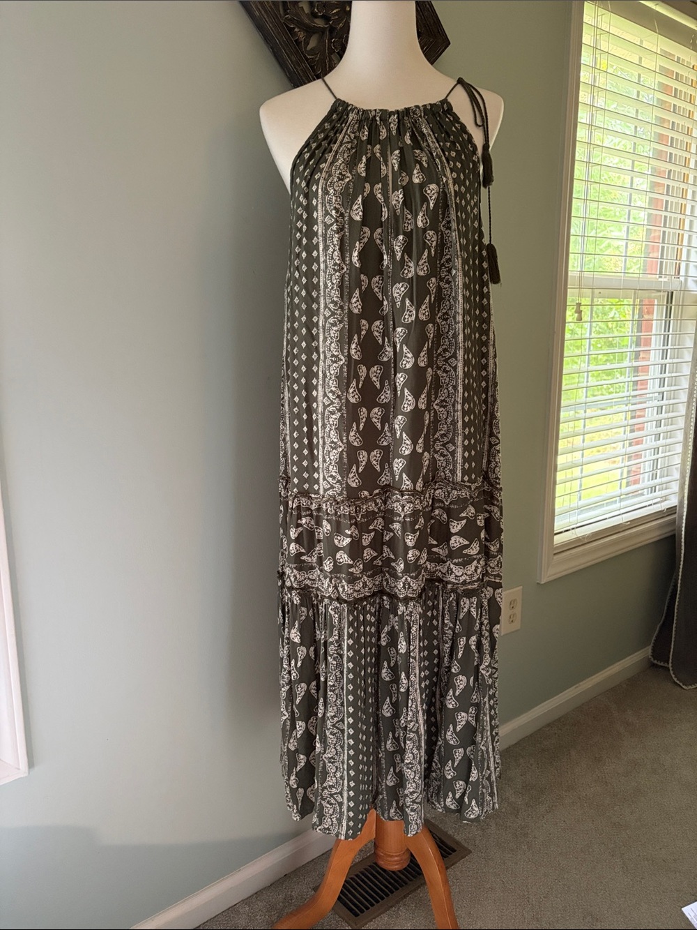 Women’s Green Paisley Halter Maxi Dress